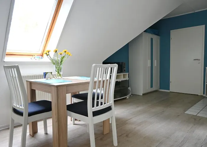 Studio, Naehe Dieksee